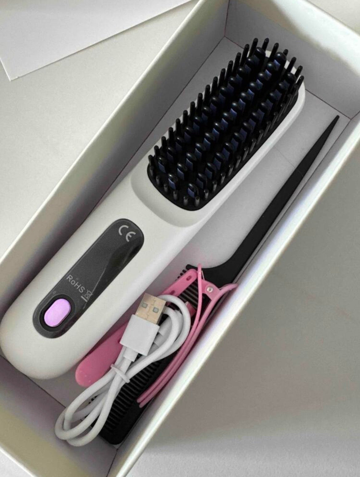 The Beau's Premium Portable Cordless Hair Straightener Brush